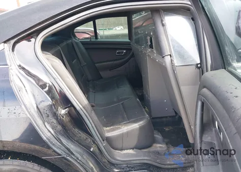 2016 Ford Police Interceptor из США, поврежденный, VIN 1FAHP2MK6GG137148